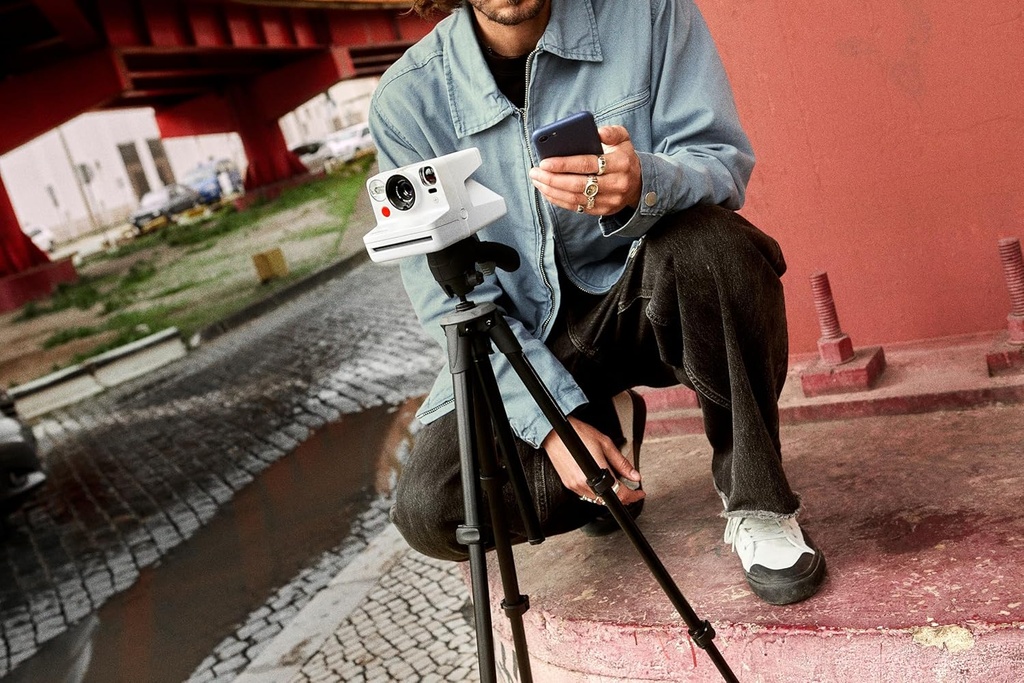 Polaroid NOW+ Gen 3, Cámara Instantánea, Conexión smartphone, enfoque auto, sistema flash,  recargable, disparador auto