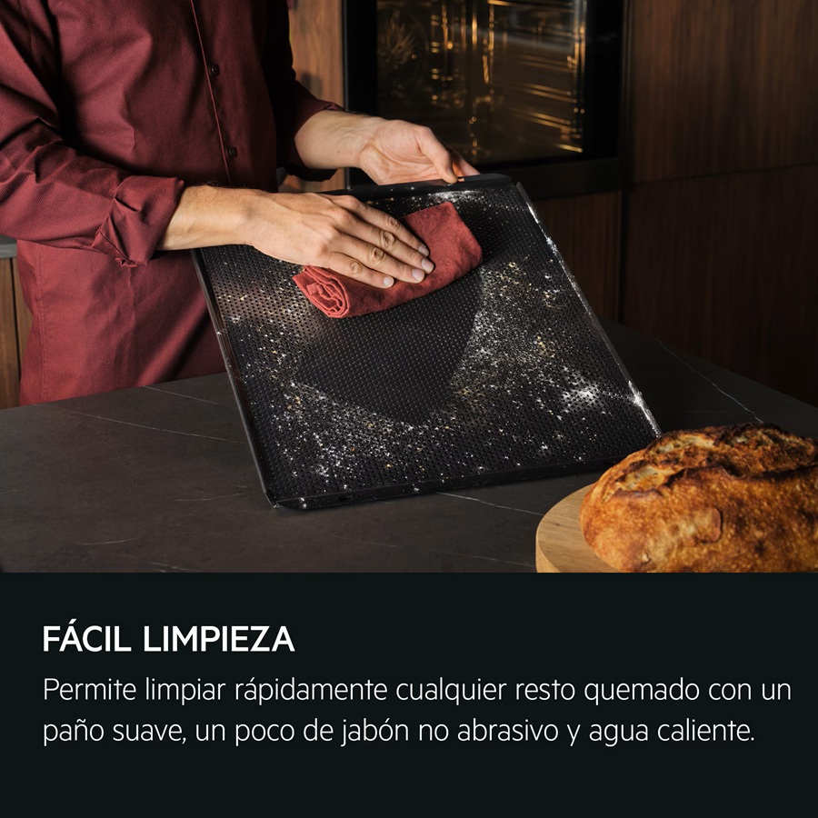 AEG TP9SB831AB, Horno de vapor Serie 9000 ProAssist con SteamPro con Display CookSmart Touch+ 7,8 '', con WiFi