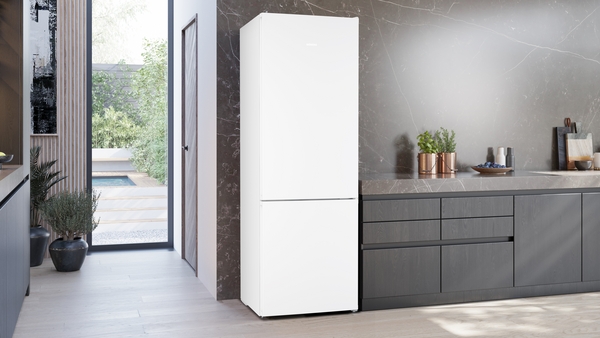 Siemens KG49NVWDG, frigorífico combinado de libre instalación, 203 x 70 cm, blanco, total noFrost, iQ300