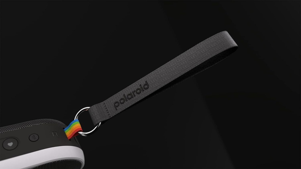 Polaroid P2, Altavoz Bluetooth, Memoria favorita   , batería hasta 15h